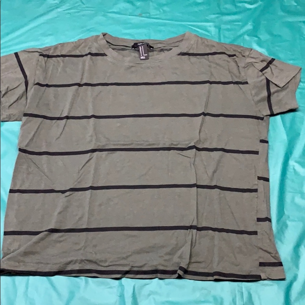 Oversized medium cropped women’s t shirt